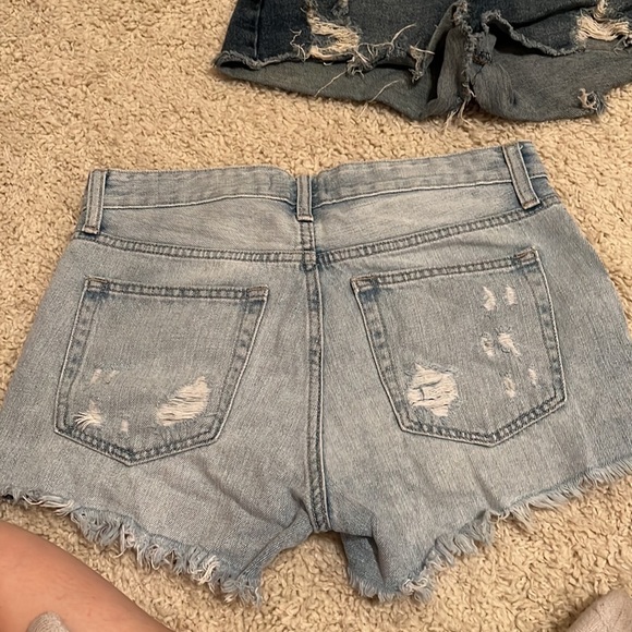 2 Jean Shorts Bundle - Picture 4 of 7